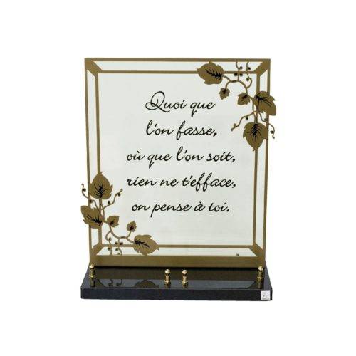 Plaque funéraire galbée