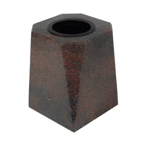 vase-funeraire-granit-1